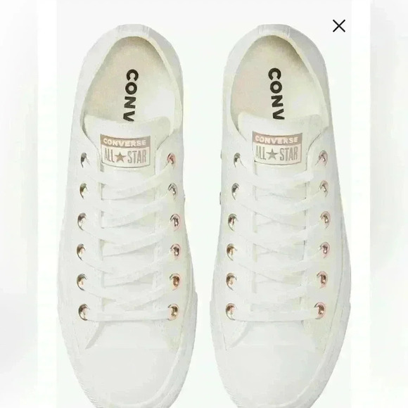 The Converse® Chuck Taylor® All Star® Core Ox Low Top nwot size 9.5 - Picture 2 of 7